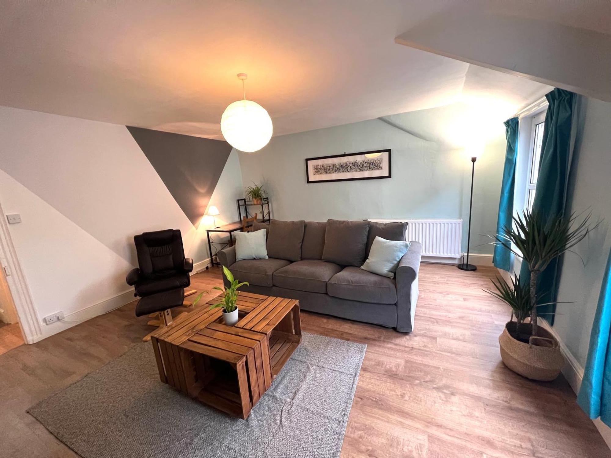 A Spacious 2 Bed Flat In Kingsbridge Town Kingsbridge (Devon)