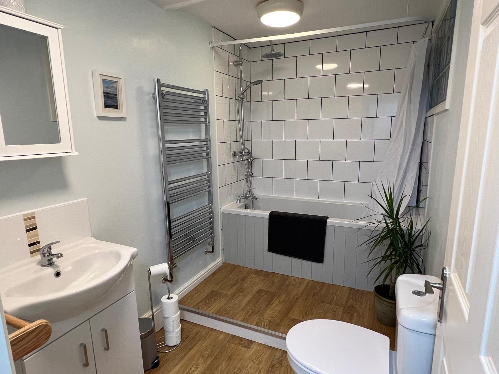 Apartment A Spacious 2 Bed Flat In Kingsbridge Town