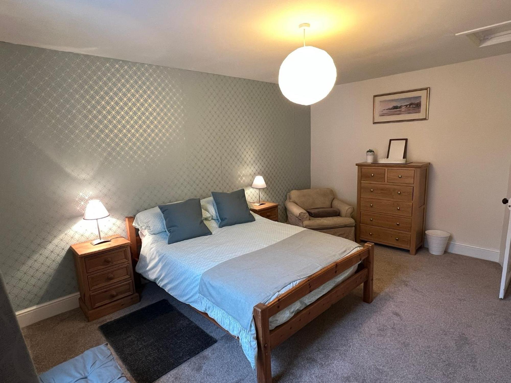Apartment A Spacious 2 Bed Flat In Kingsbridge Town